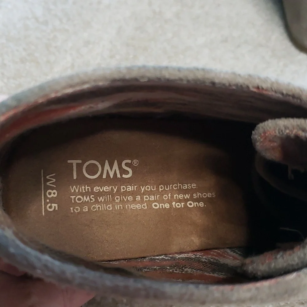 Tom's Kala suede wedge bootie Desert‎ Taupe lace-up